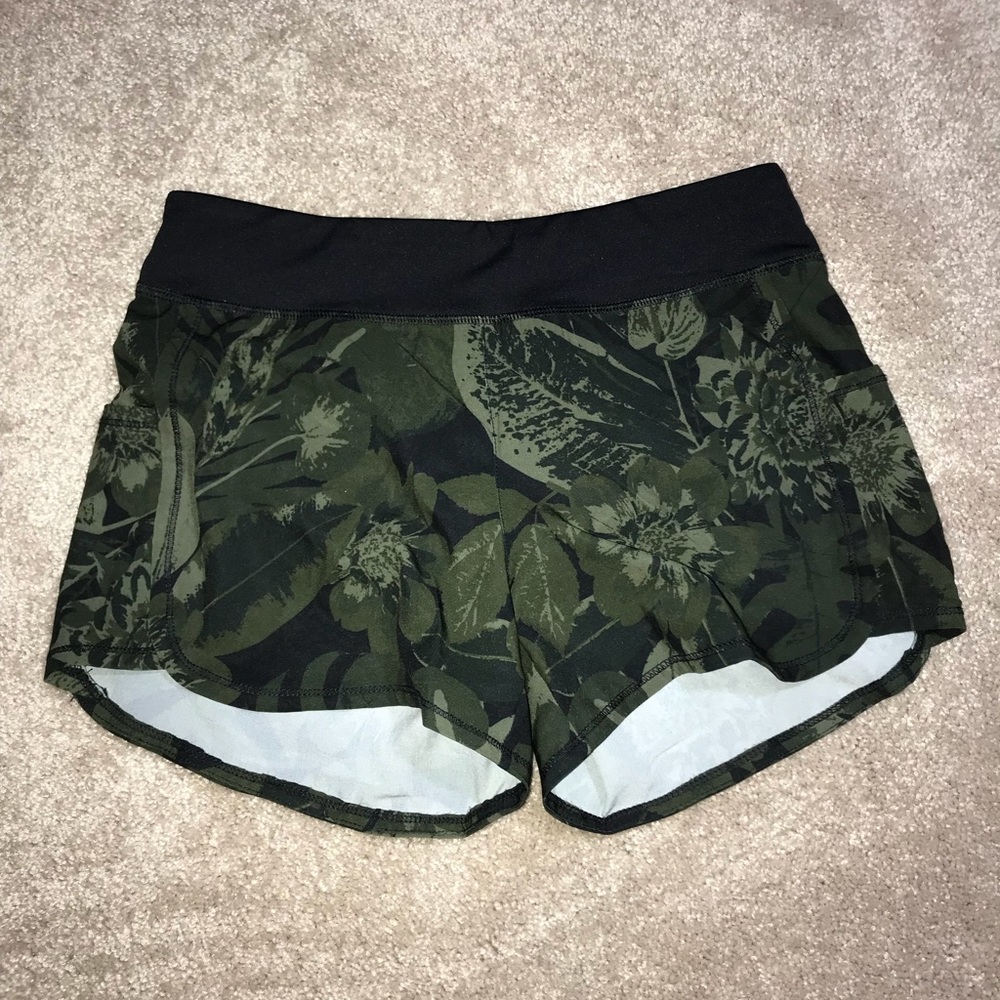 HP⭐️Old Navy Active Shorts